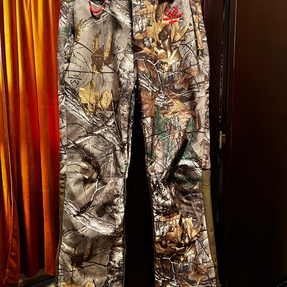 Realtree Women's Camouflage Fleece Lined Pants - Brown and Green